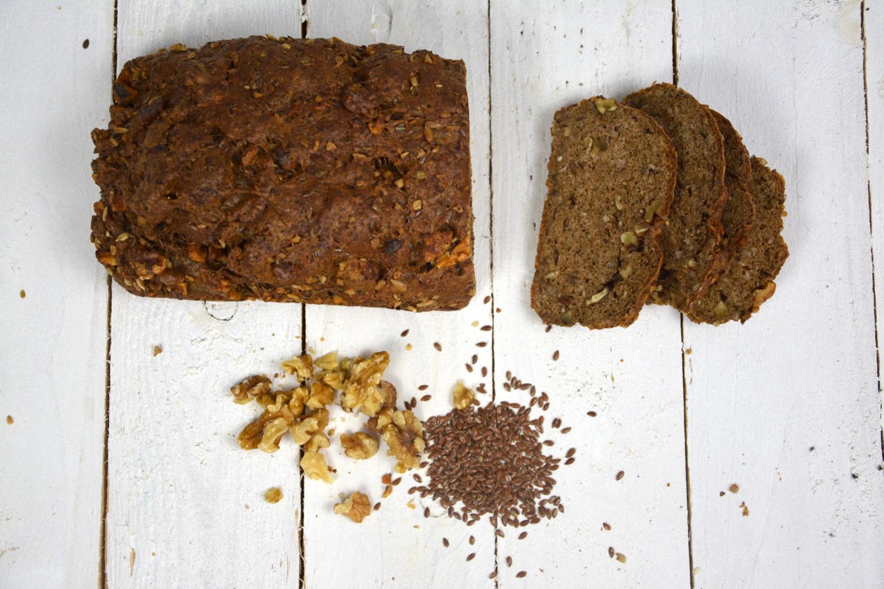 Eiweissbrot-Backmischung-Gimli-1-Gross vegane Brotbackmischung Eiweissbrot Gimli