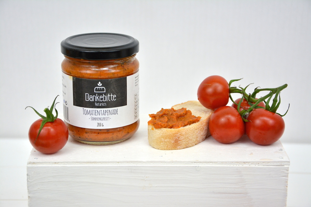Tomatenpaste-Tomatentapenade1 Geschenkset Brotbackmischung würzig Tomate