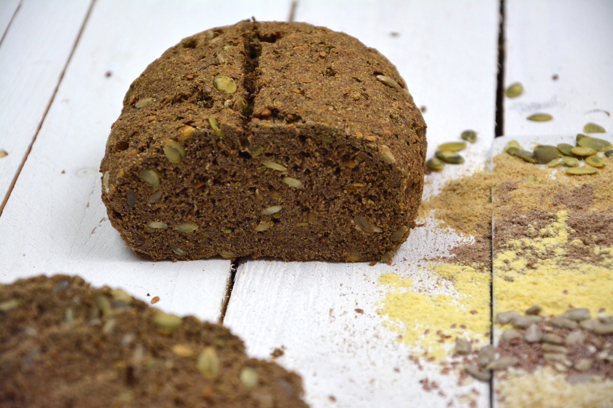 Eiweissbrot-Glutenfreie-Brotbackmischung1 glutenfrei Brot Backmischung Eiweißbrot Low Carb