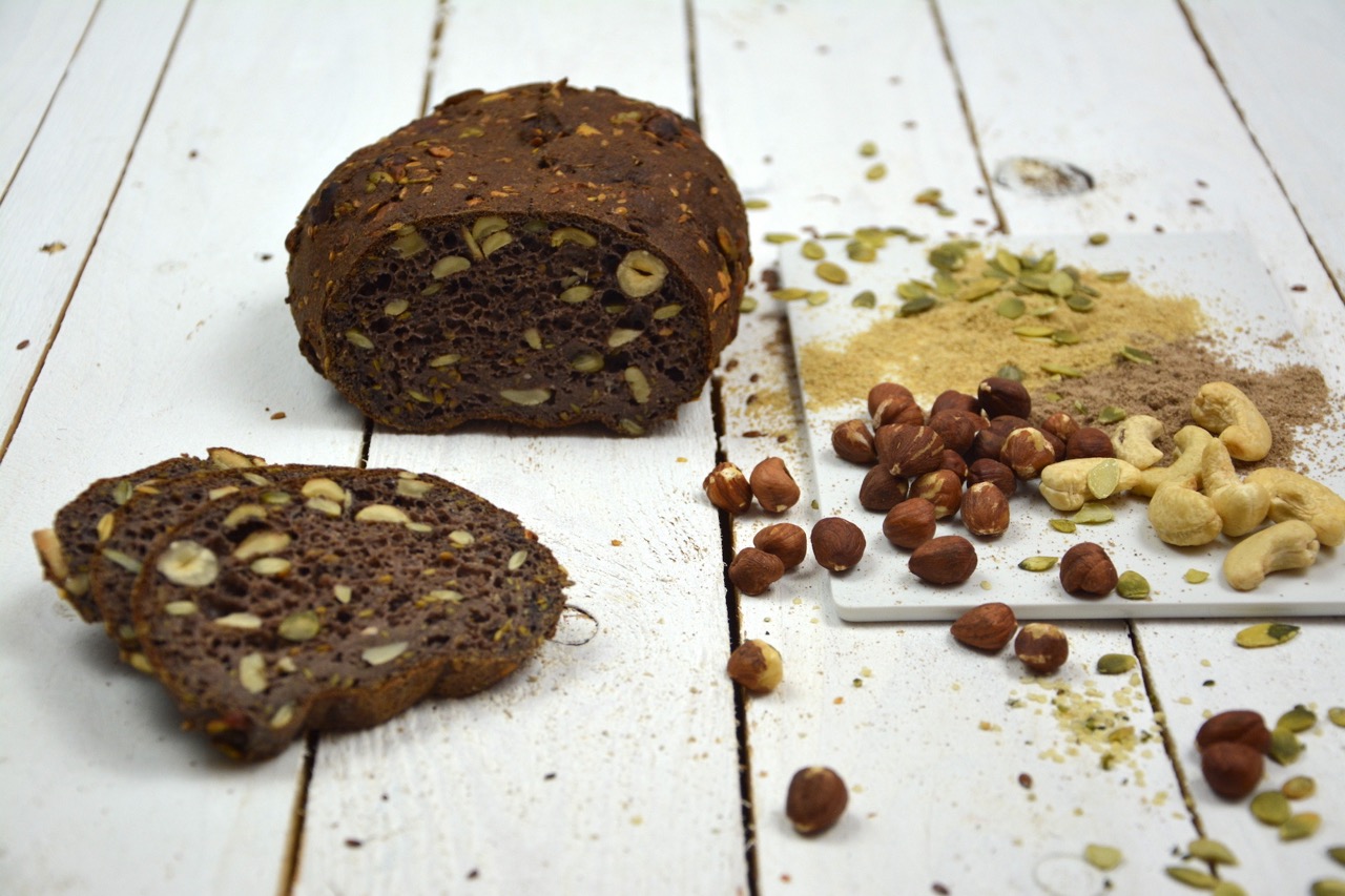 Eiweissbrot-Glutenfreie-Brotbackmischung-Nuss6-Gross glutenfreie Bio Brotbackmischung Eiweißbrot Eowyn