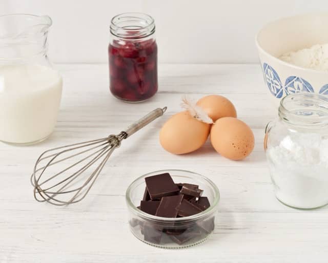 Zutaten zum Kuchen backen Zutaten zum Kuchen backen