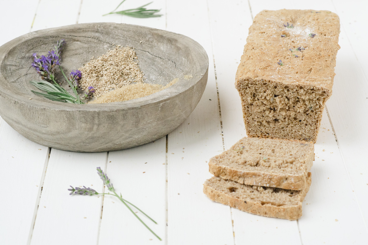 Brotbackmischung-Lavendel-Liebling2 Brotbackmischung, Brot backen, Backmischung für Brot, Backmischung mit LavendelBrotbackmischung, Brot backen, Backmischung für Brot, Backmischung mit Lavendel