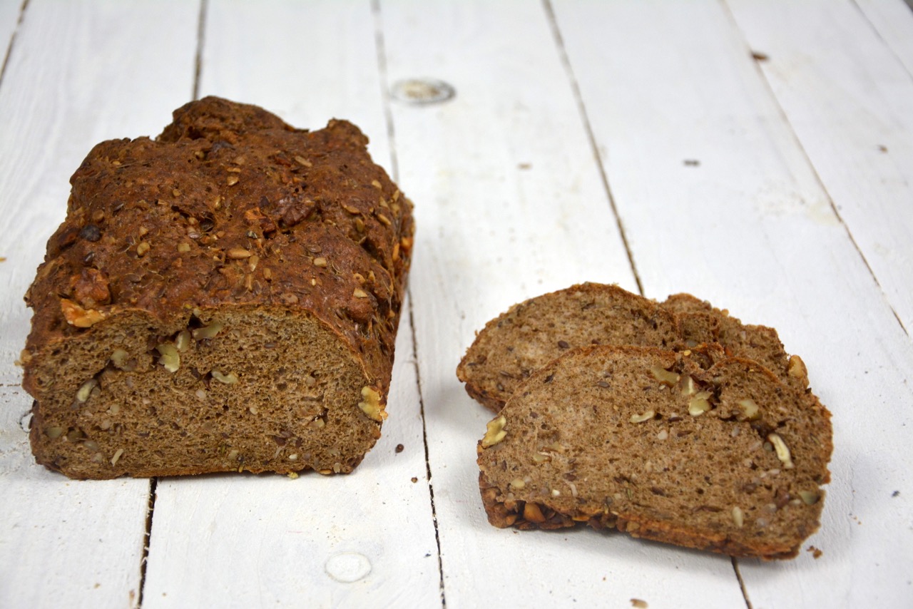 Eiweissbrot-Backmischung-Gimli3-Gross Eiweißbrot Gimli