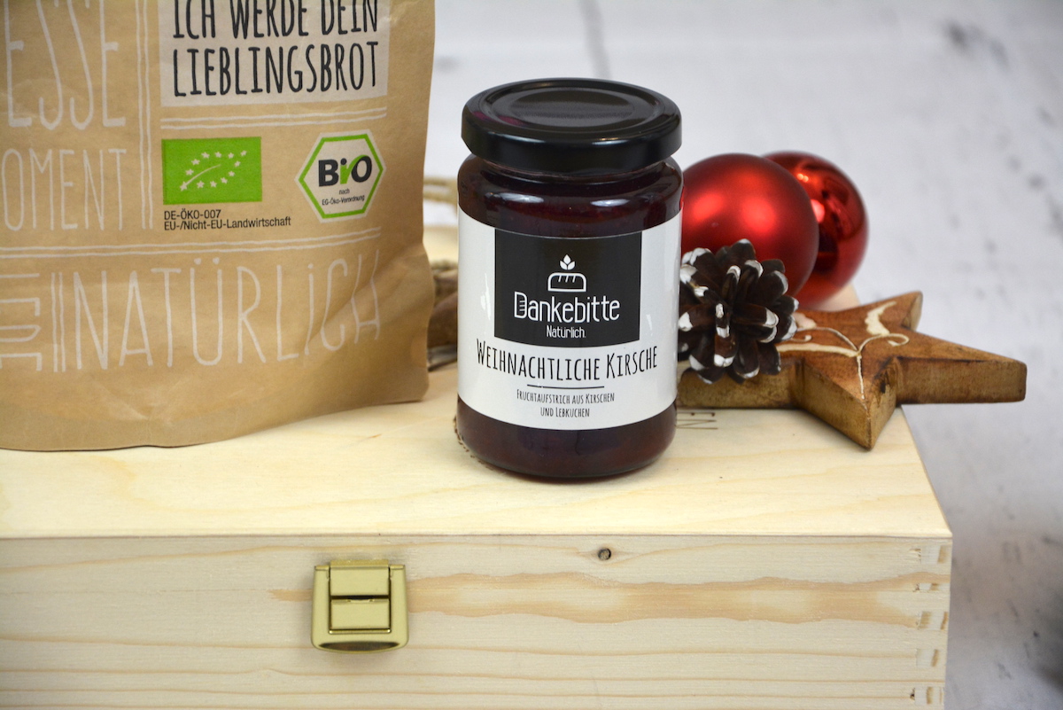 Weihnachtsgeschenkbox-klein-DB232-3 Dankebitte Holzkiste "Frohe Weihnachten" Weihnachtsgeschenkbox "klein"