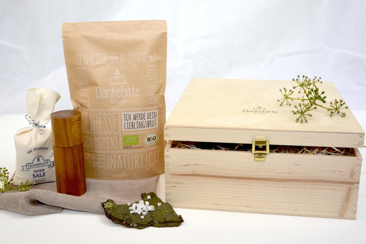 Brot-und-Salz-Box-Premium1 Brot und Salz Geschenk zum Umzug