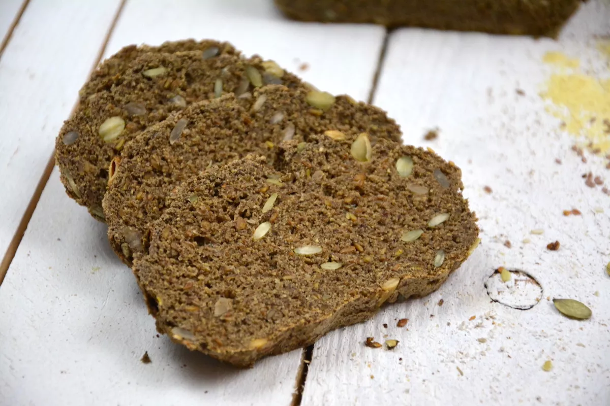 Eiweissbrot-Glutenfreie-Brotbackmischung2 Eiweißbrot Arwen (glutenfrei)